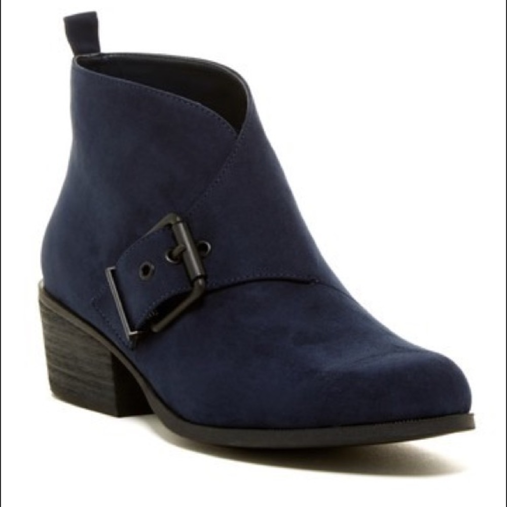 Ellen Tracy Rowe Navy Blue Suede Booties